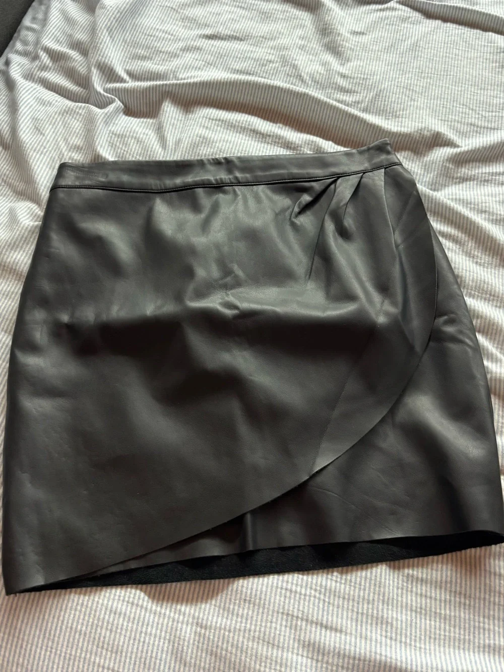 NWT Express Black Faux Leather Wrap Front Mini Skirt - Picture 1 of 4